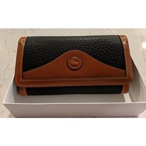 NEW Dooney and Bourke Wallet and Checkbook